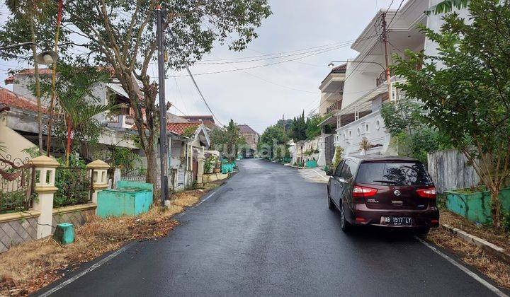 Disewakan Rumah cantik Di Tengger raya barat, Gajahmungkur (12.287-IVN) 1