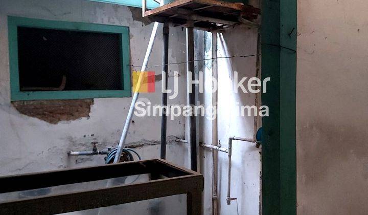 Dijual Rumah Tengah Kota di Jalan Sumbawa, Semarang Timur 12.114 MRT  2