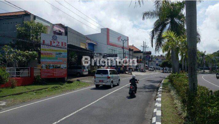 PREMIUM SHOP IN GIANYAR 2