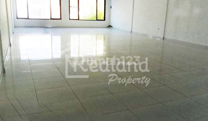 Shop house in Thamrin, Semarang (SI 8426) 2