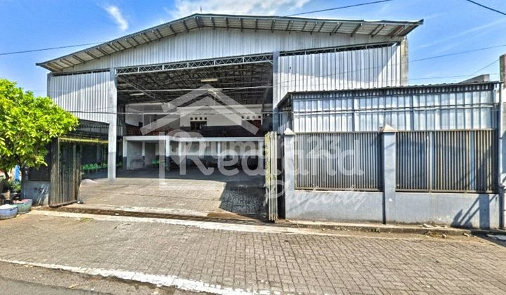 Ruang Usaha di daerah Gajahmungkur , Semarang ( Si 8320 )