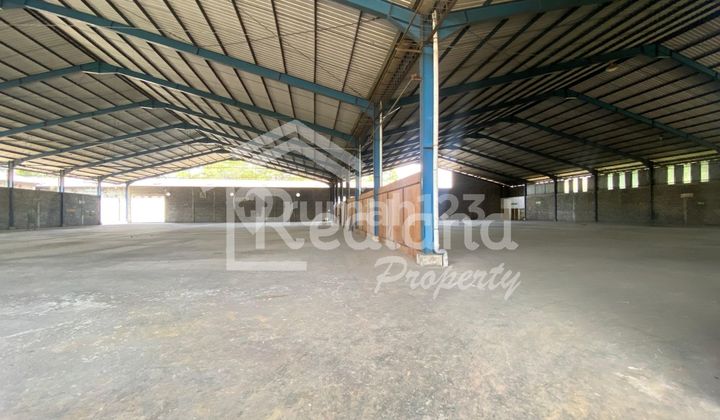 Warehouse on Raya Batang Weleri (Lot No. 8363) Warehouse on Raya Batang Weleri (Lot No. 8363)