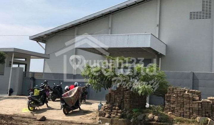 Gudang di Gatot Subroto Semarang Fe 2843  1