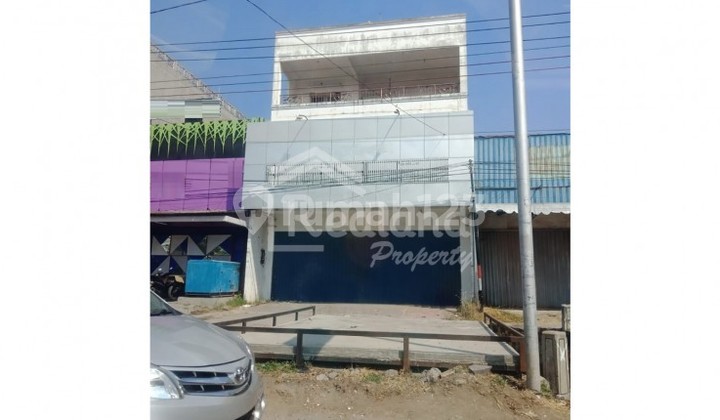 Shophouse in Majapahit, Semarang Phone 0650 2