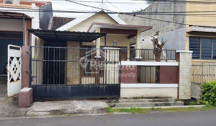 Rumah di Gayamsari , Semarang Si 6738  1