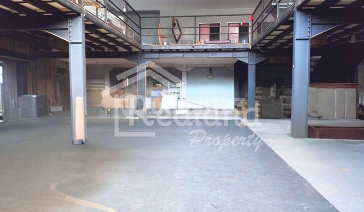 Shop House on Dr. Cipto Street, Semarang (SI 8424)