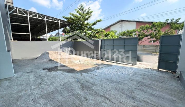 Gudang di KIC Gatot Subroto , Semarang ( Vn Si 8271 ) 2