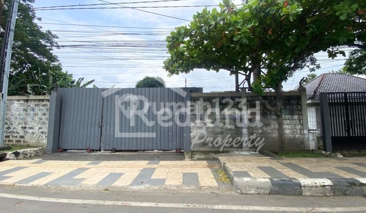 Tanah di Jl. Siliwangi , Semarang ( Si 8479 ) 1