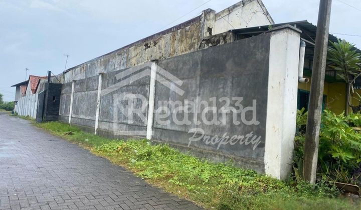 Warehouse on Jl Raya Pemalang Pekalongan (Tt Si 8431)