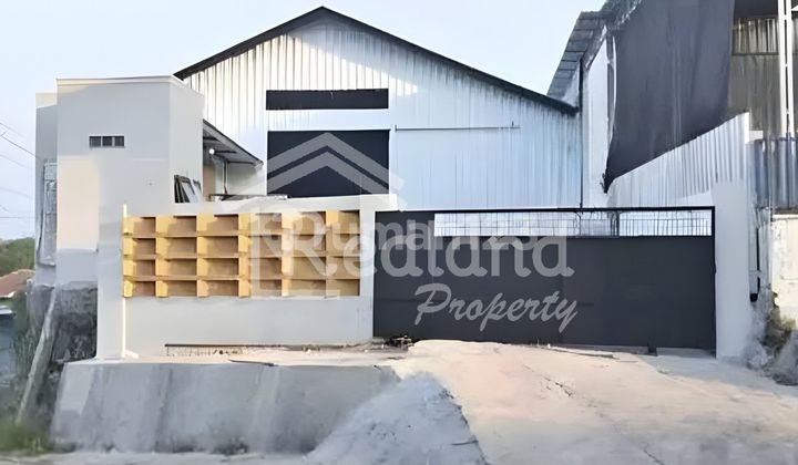 Warehouse in the Kalibanteng area, West Semarang (Si 8388)