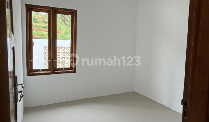 Rumah Cantik Siap Huni Cileunyi