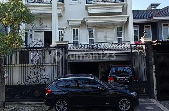 Rumah Dalam Komplek Besar Harga Di Bawah Njop Jakarta Barat 2