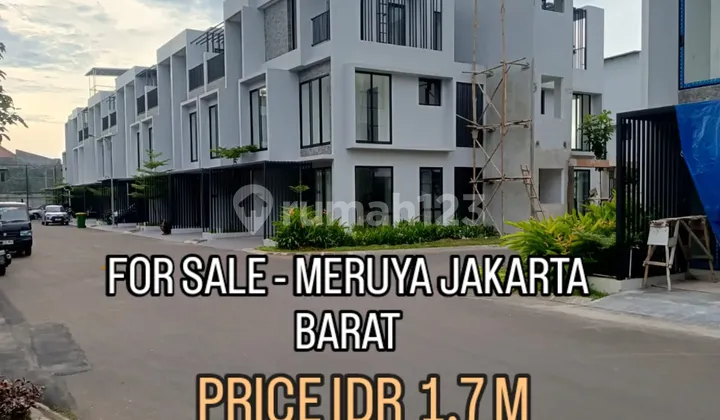 Rumah 2 Lantai Di Apit 3 Tol Villa Meruya Jakarta Barat