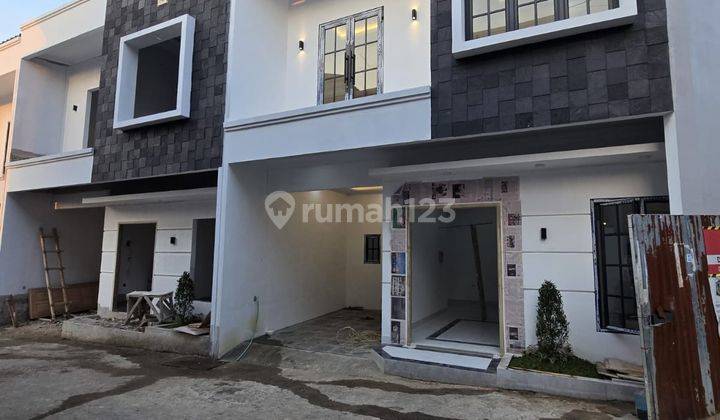 Rumah Murah Dekat Kampus Pancasila Dalam Cluster Jaksel 2