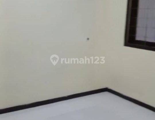 Dikontrakkan Rumah!!!
rumah 2 Lantai Di Margahayu Raya 2