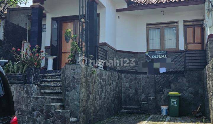 Dijual Rumah Luas Cibeunying Padasuka Bandung Harga Nego 1