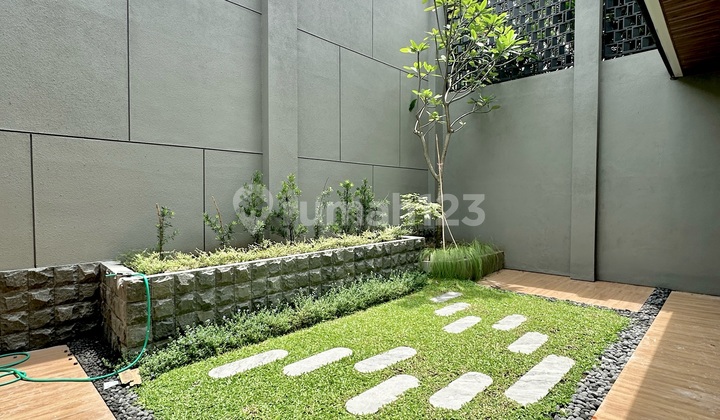 Barusan Turun Harga, Brand New House Citraland Eastwood 2