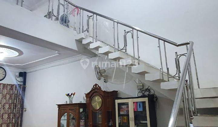 Dijual Cepat Rumah 2 Lantai di Jalan Ir Juanda Kota Tangerang 1