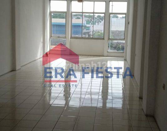 Dijual Ruko Gandeng 3,5 Lantai di Jl Raya Serpong Tangerang 1