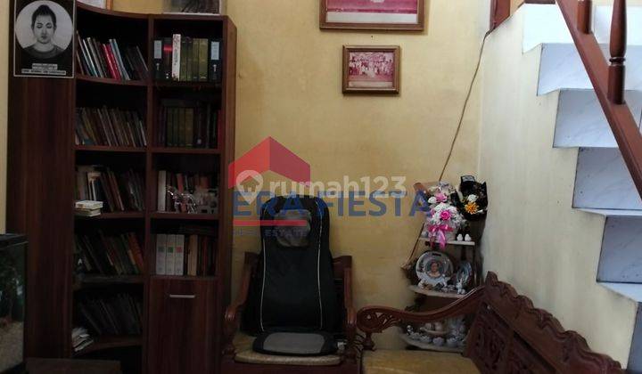 Dijual Rumah 3 Kamar Semi Furnished di Pabuaran, Kota Tangerang 2