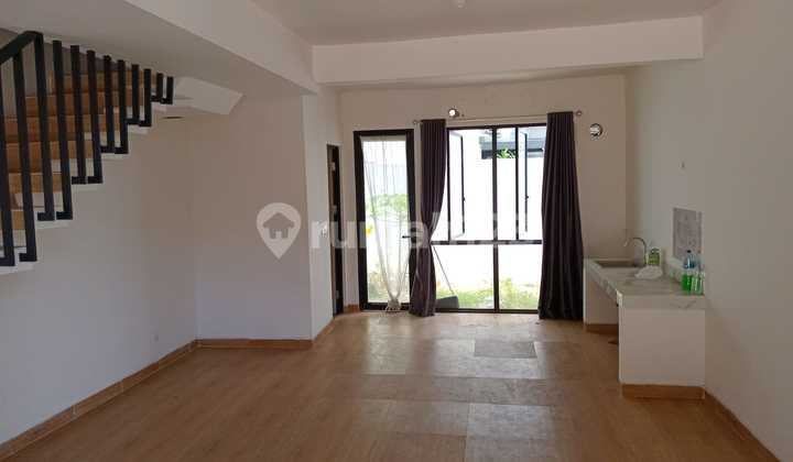 Disewakan Cepat Rumah 2 Lt 3 Kamar di Cendana Peak Lippo Karawaci