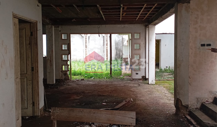 Dijual Cepat Rumah Tua Hitung Tanah 563m2, Menteng Pusat Jakarta