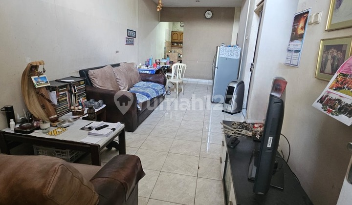 For Sale Cheap 1-Storey House 3 Bedrooms, Cemara 2 Banjar Wijaya Tangerang For Sale Cheap 1-Storey House 3 Bedrooms, Cemara 2 Banjar Wijaya Tangerang