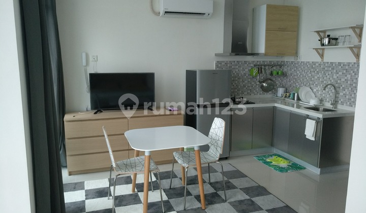 Dijual Cepat Apartemen Brooklyn Furnished, Alam Sutera Tangerang