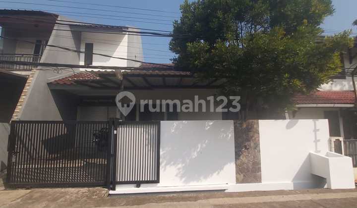 Dijual Rumah Siap Huni Dalam Komplek Perumahan di Jatibening