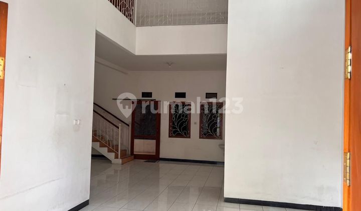*Disewakan Rumah Besar di Duren Sawit, Jaktim* 2