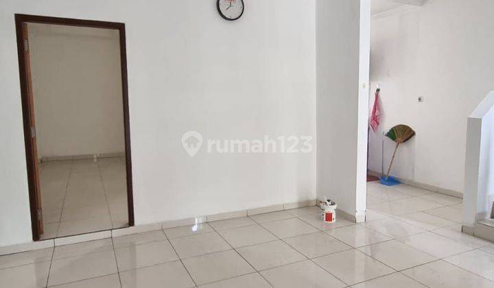 Disewakan Rumah 2 Lantai Di Dalam Cluster Metland Menteng Cakung  1