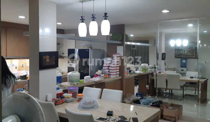 Dijual Rumah Full Renov Bagus di Janur Indah Kelapa Gading