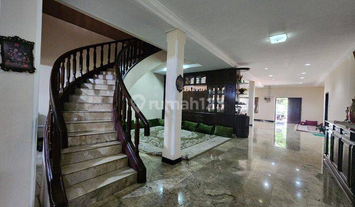 Dijual Cepat Rumah 2 Lantai Di Cikini Menteng Jakarta Pusat  1