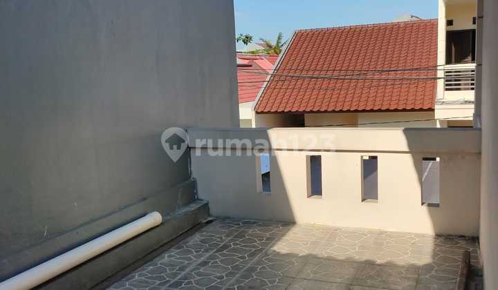 Disewakan Rumah Siap Huni Di Taman Pulo Gebang Jakarta 2