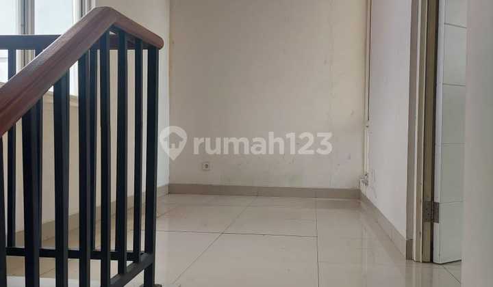 *Disewakan Rumah 2 Lantai Cluster Adara di Harapan Indah Bekasi* 2