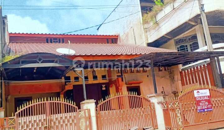 Dijual Rumah 1 1/2 Lantai di Bumi Bekasi Baru Utara Dijual Rumah 1 1/2 Lantai di Bumi Bekasi Baru Utara