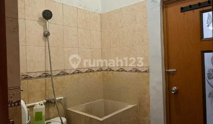 Dijual Rumah Siap Huni Lokasi Strategis Utan Kayu Jakarta Timur 2