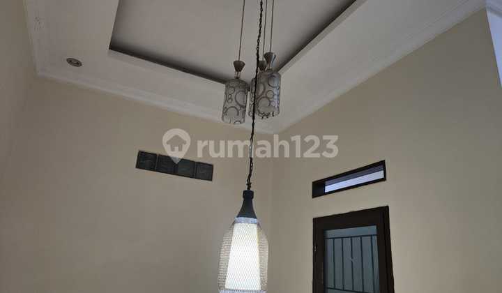 Di Sewakan Rumah Tempat Tinggal 2 Lantai di Perumahan Prima Harapan Regency Bekasi 2