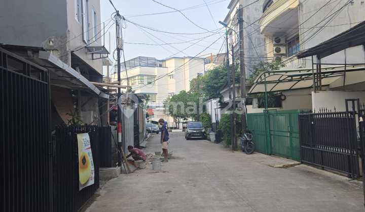 Disewakan Rumah Siap Huni di Gading Indah Utara Jakarta 2