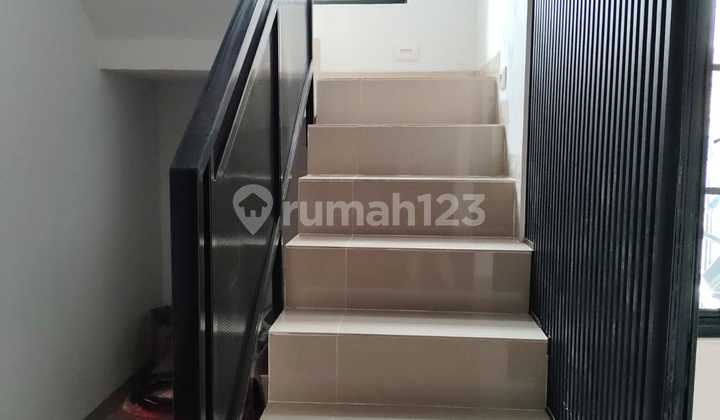 Dijual Rumah Baru Strategis Siap Huni Minimalis di Harapan Indah 2