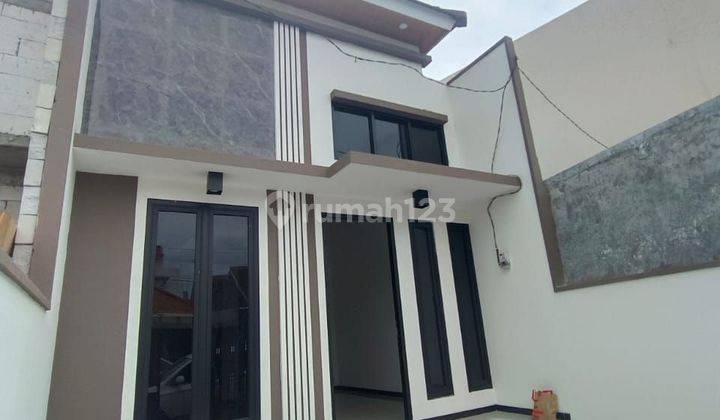 Rumah design modern minimalis di Wonorejo selatan 1