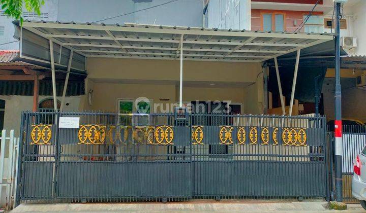 Dijual Rumah 1.5 Lantai Rapi Dan Siap Huni di Kelapa Gading 1