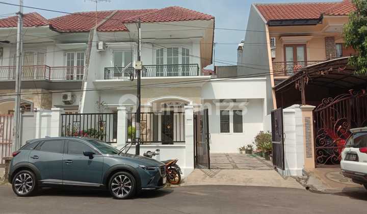 Dijual Rumah Siap Huni 2 Lantai di Harapan Indah, Bekasi