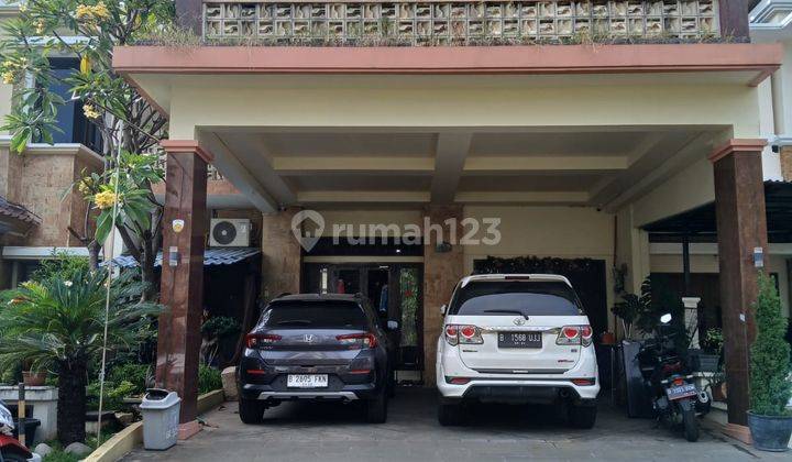 Rumah 2 Lantai Furnish, Murah Dan Bebas Banjir di Kelapa Gading 1