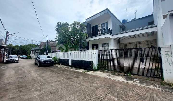 Affordable Price, Tidy and Move-in Ready 2-Story House in Kelapa Gading 2