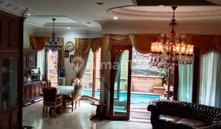 Affordable Price Luxury House in Gading Kusuma Kelapa Gading