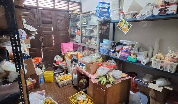 Rumah Siap Huni 1,5 Lantai dan Bebas Banjir di Pulo Asem. 2