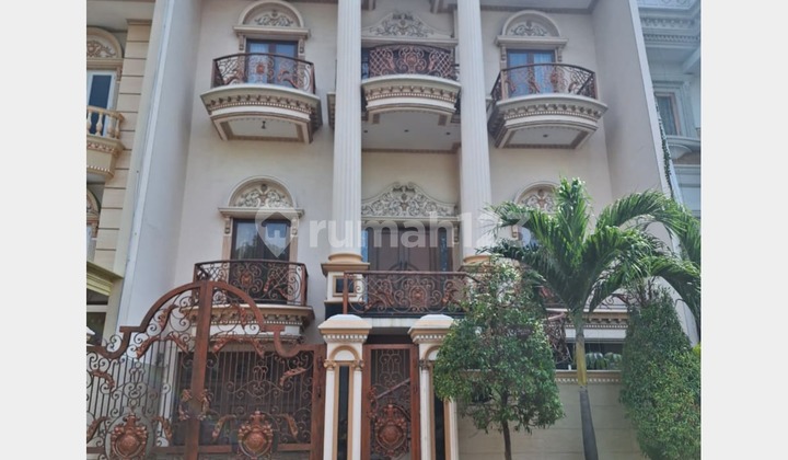 Harga Murah Rumah Mewah 3 Lantai di BGM Kelapa Gading Harga Murah Rumah Mewah 3 Lantai di BGM Kelapa Gading