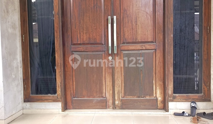 BSD Ready-to-Live House Facing the Road in Nusaloka Near Toll & Market 2