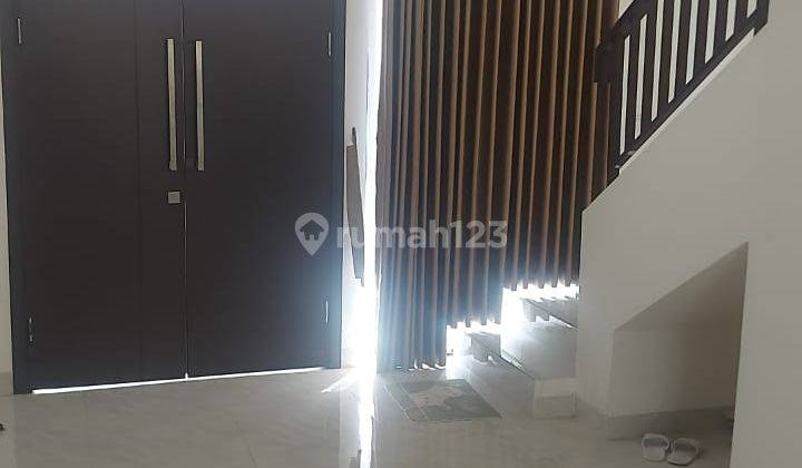 Rumah Lavon Swan City 2 Lantai Bagus Unfurnished SHM Sindang Jaya 2